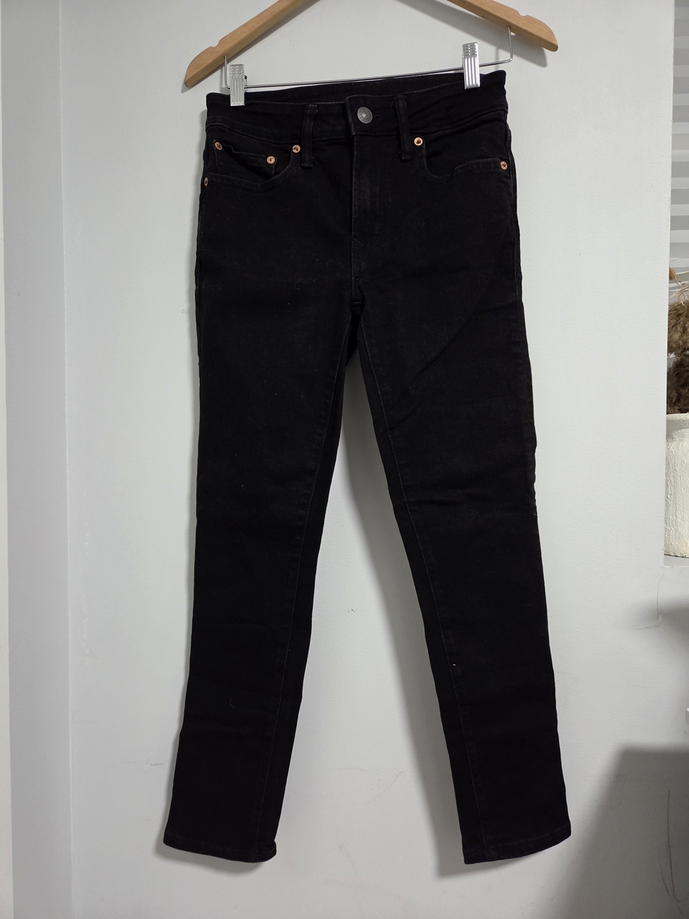 NWOT American Eagle Women's Black Slim Jean sz 28×28